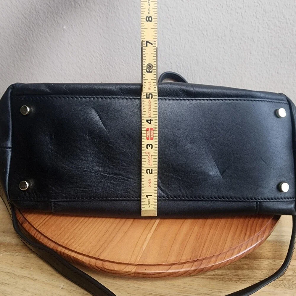 Kate Spade New York Satchel Bag Womens Medium Black Leather Crossbody Purse Zip